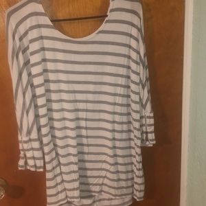 Mid Length Sleave Shirt